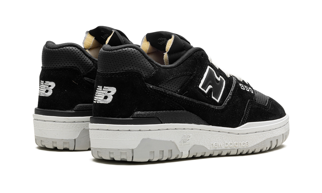550 Black Suede