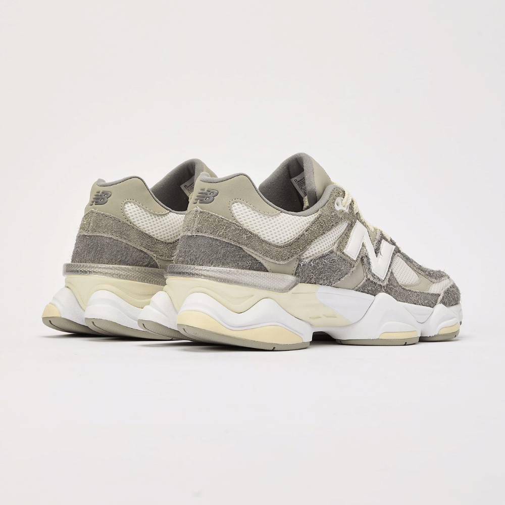 9060 Grey White