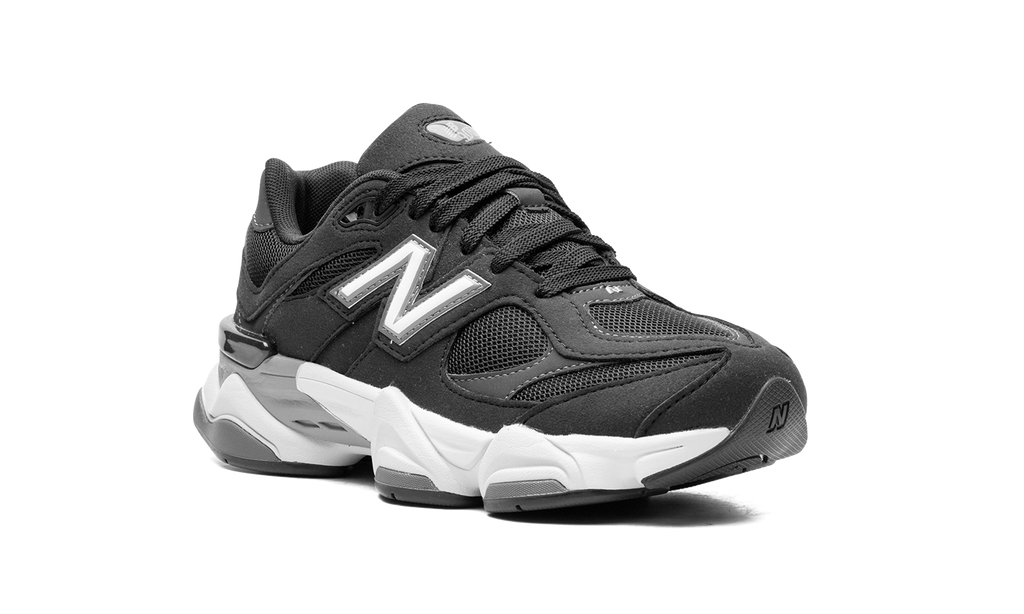 9060 GS Phantom Black