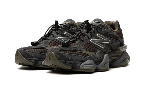 9060 Blacktop/Dark Moss/Black