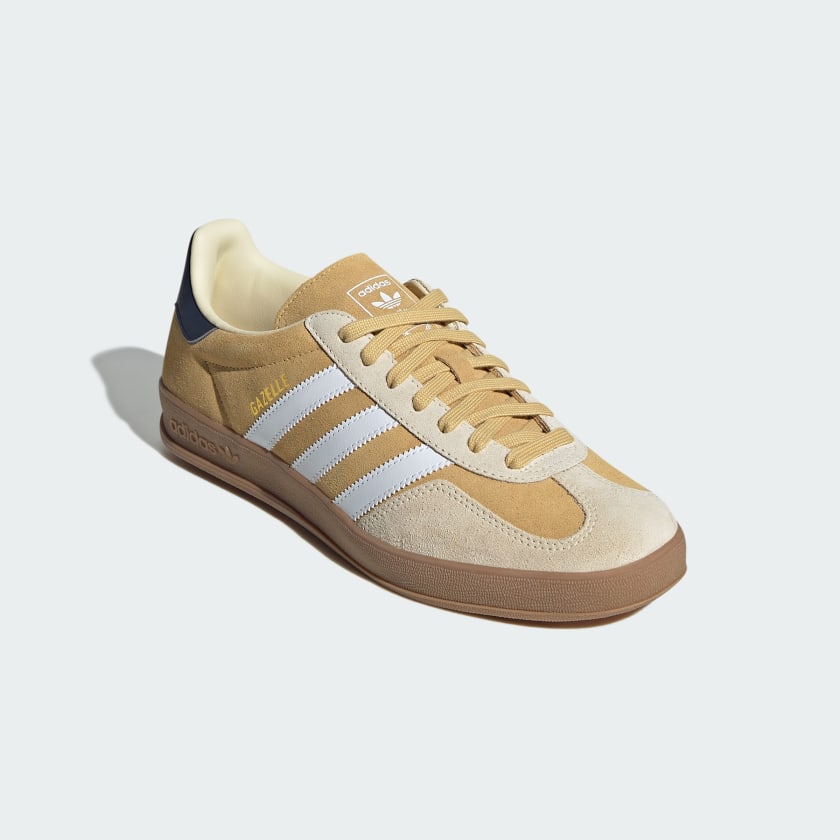 Gazelle Indoor Cloud White Shadow Navy