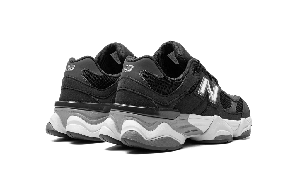 9060 GS Phantom Black
