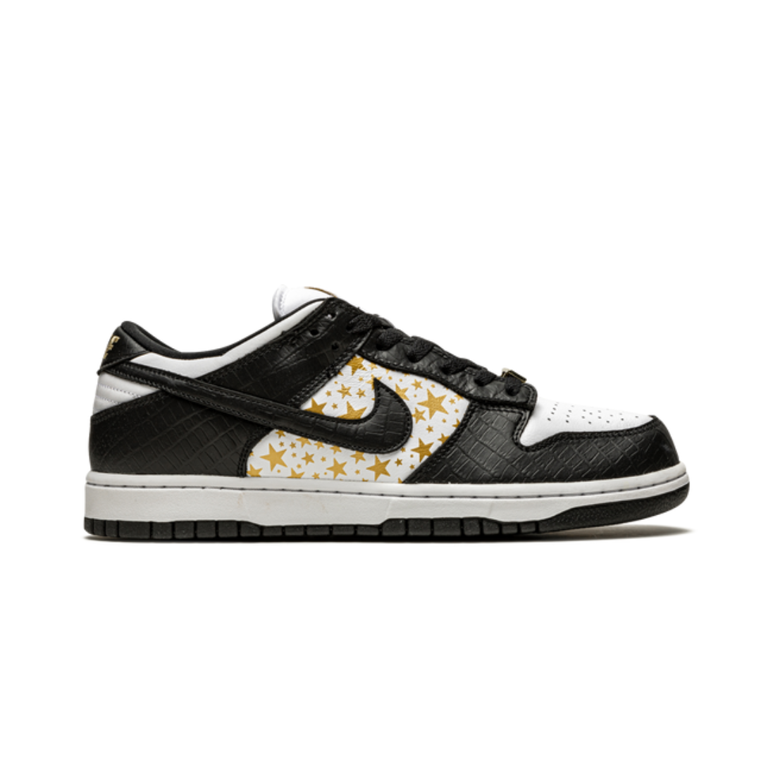 SB Dunk Low Stars Black