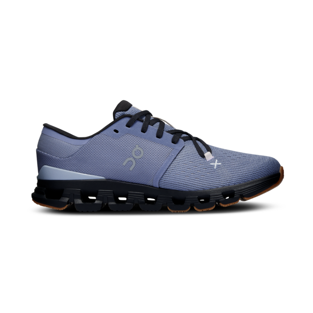 Cloud 4 Feather Black