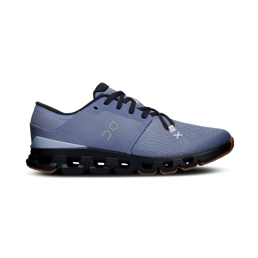 Cloud 4 Feather Black