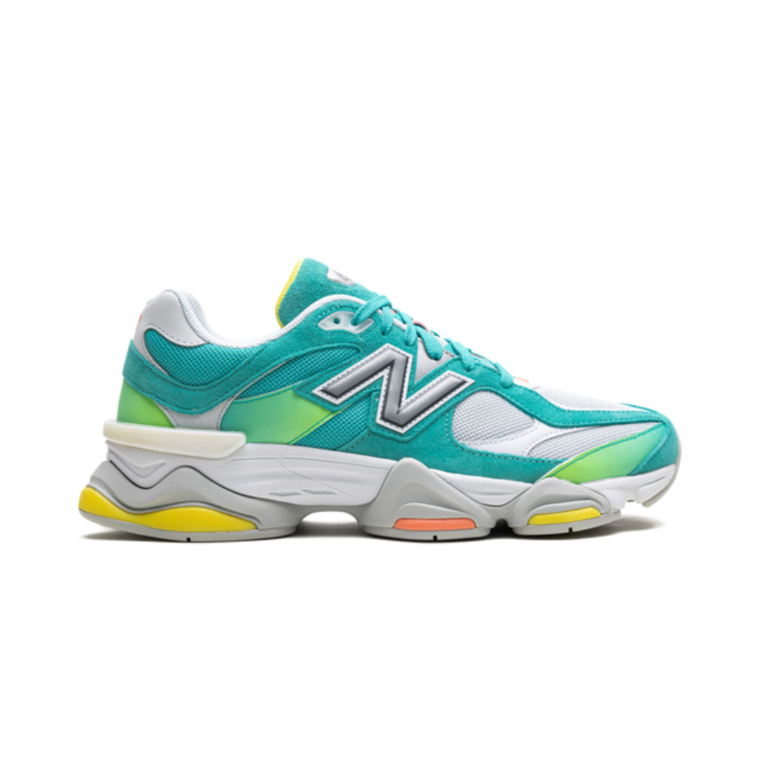 9060 Cyan Burst