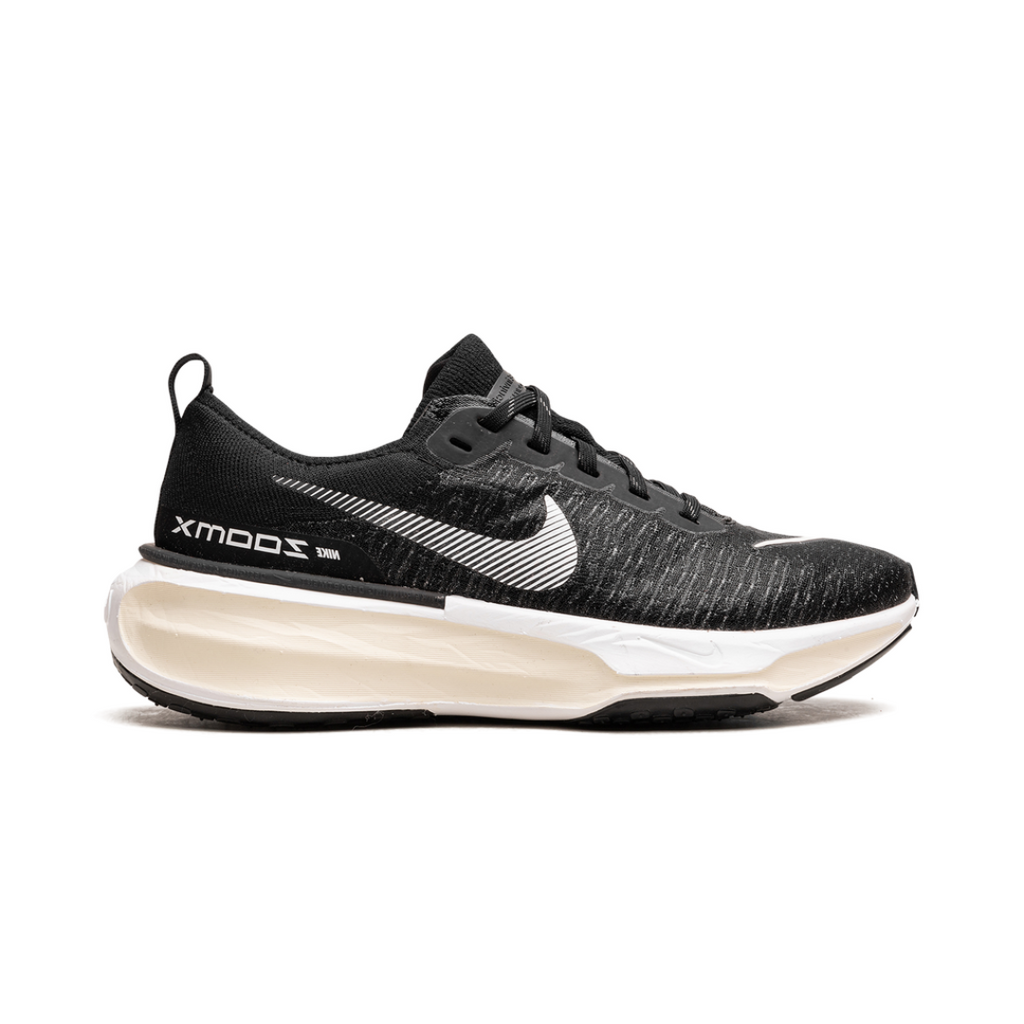 Zoom Invincible Run 3 Black White