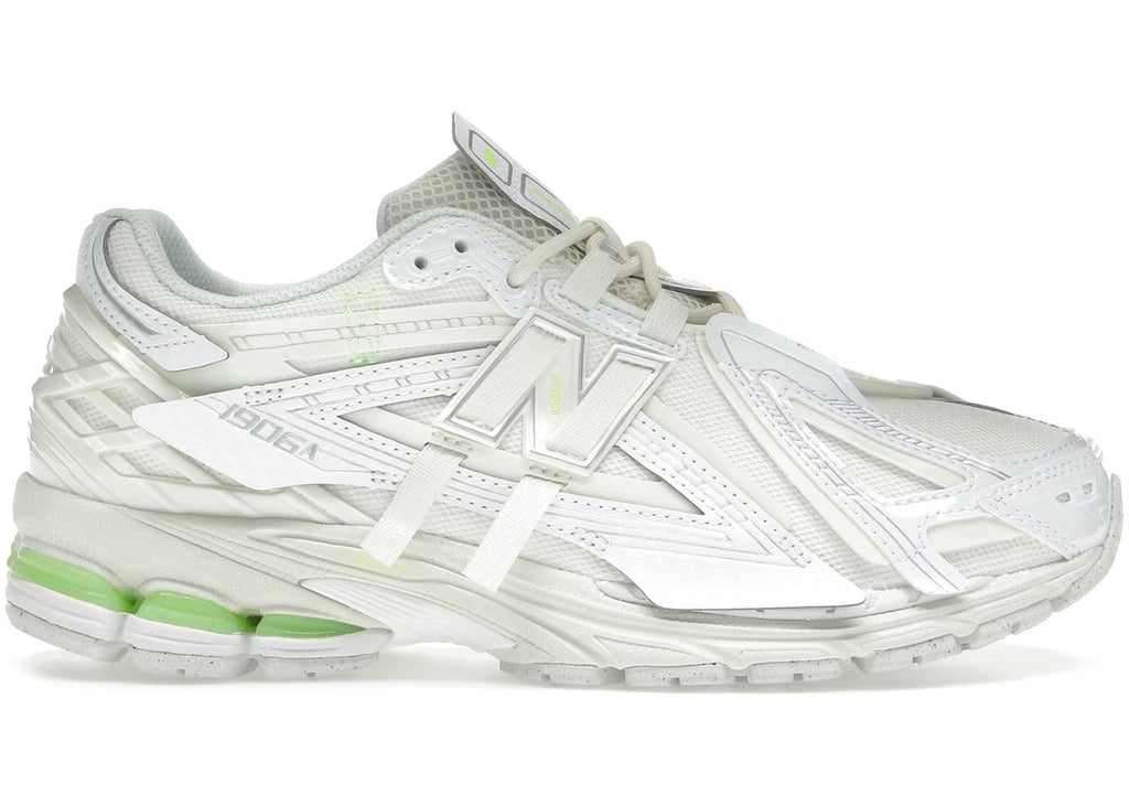 1906A White Green