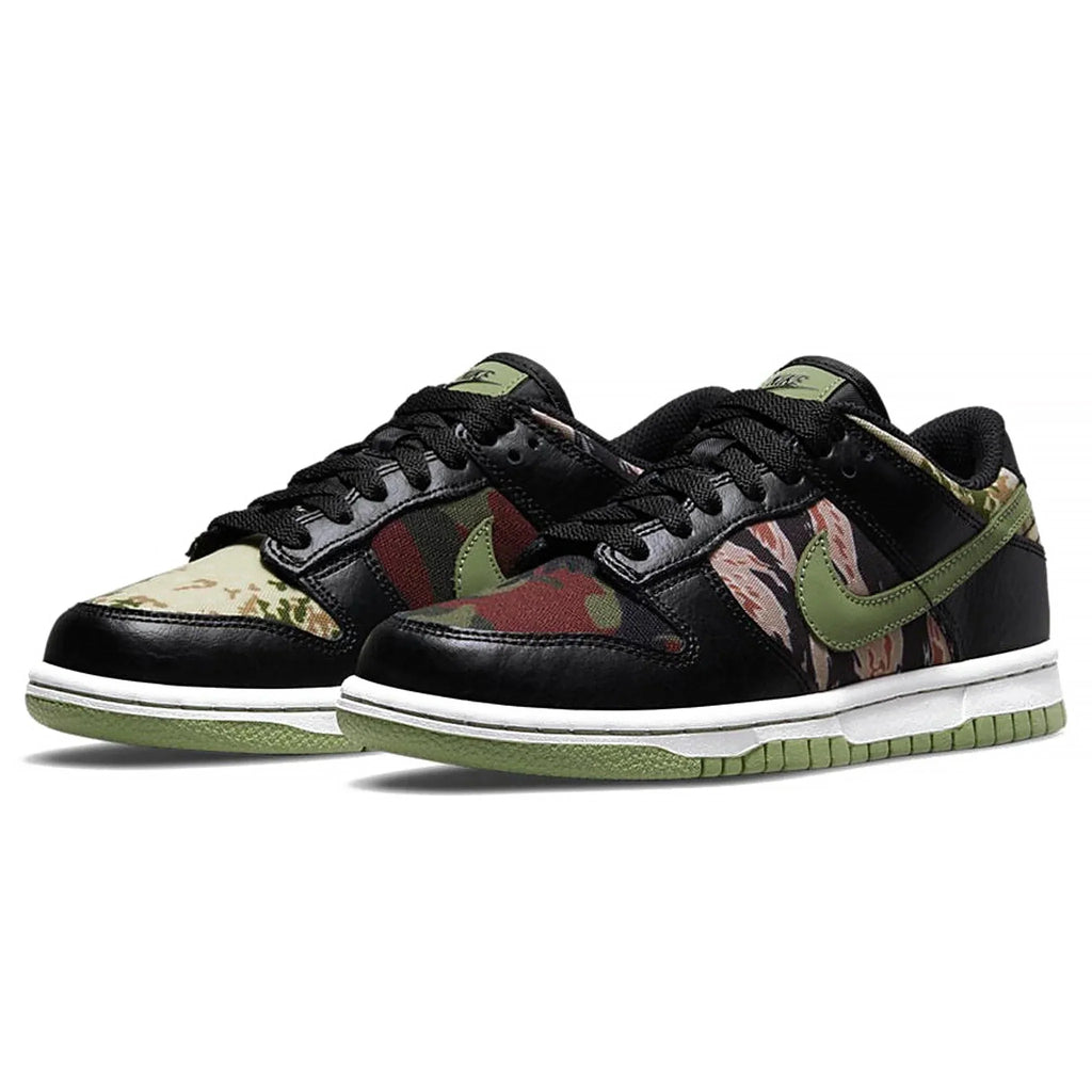 Dunk Low SE Sail Crazy-Camo (Left UK 7.5, Right UK 6.5)