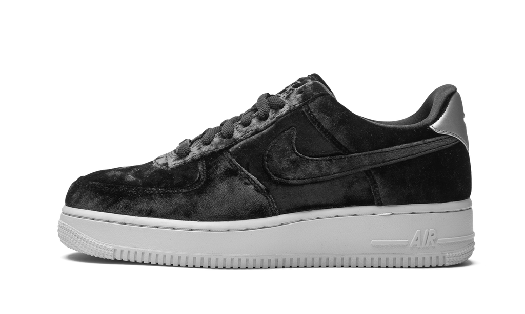 Air Force 1 Low "Black Velvet"