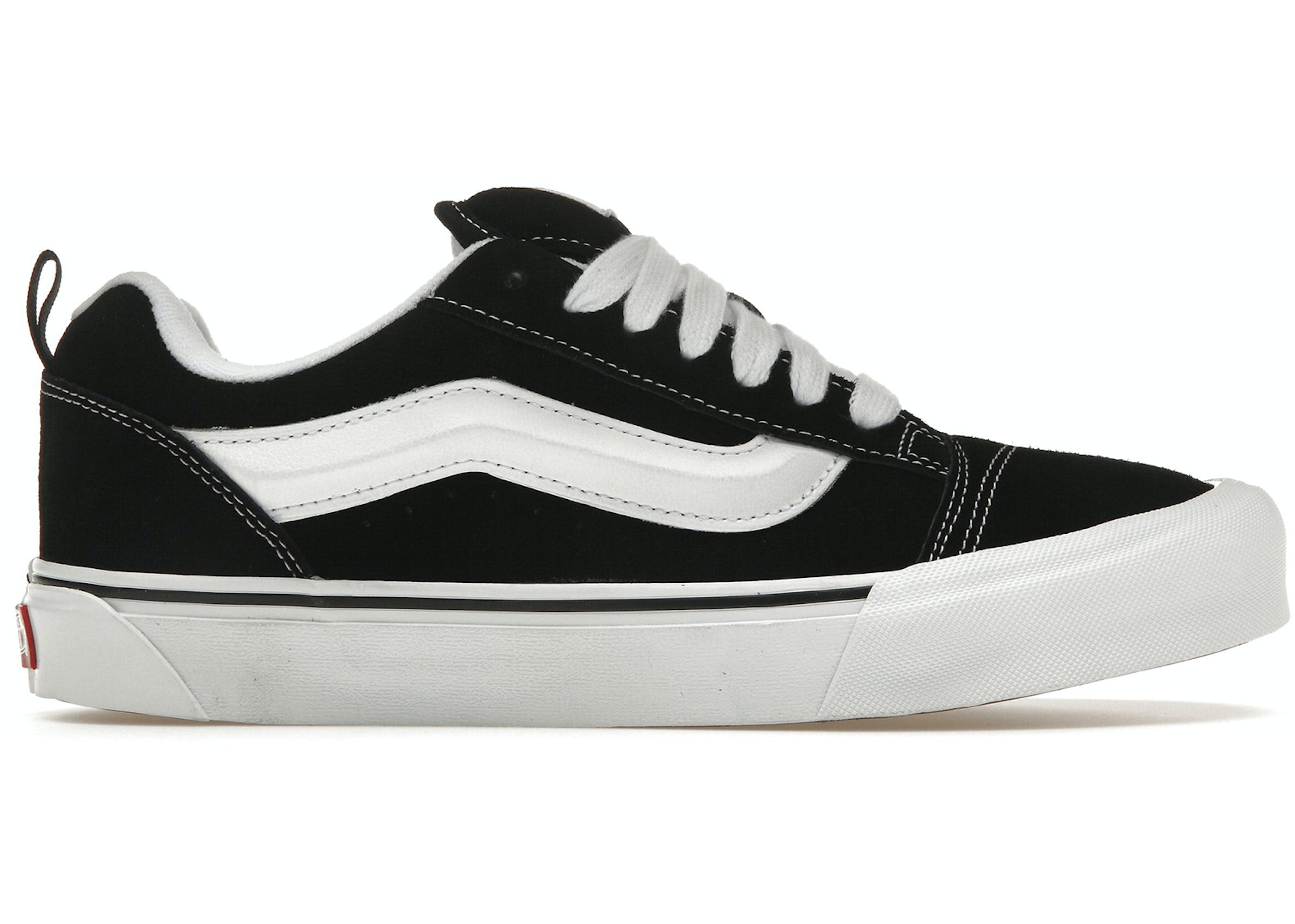 Knu Skool Black White