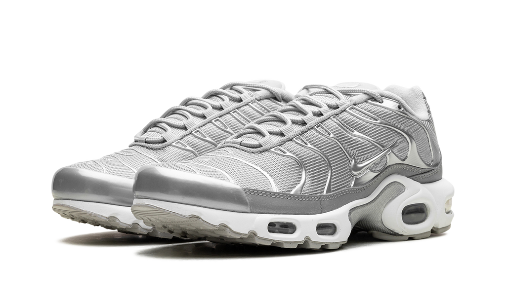 Air Max Plus Metallic Silver