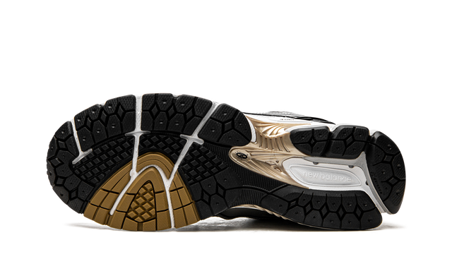 1906R "White / Gold"