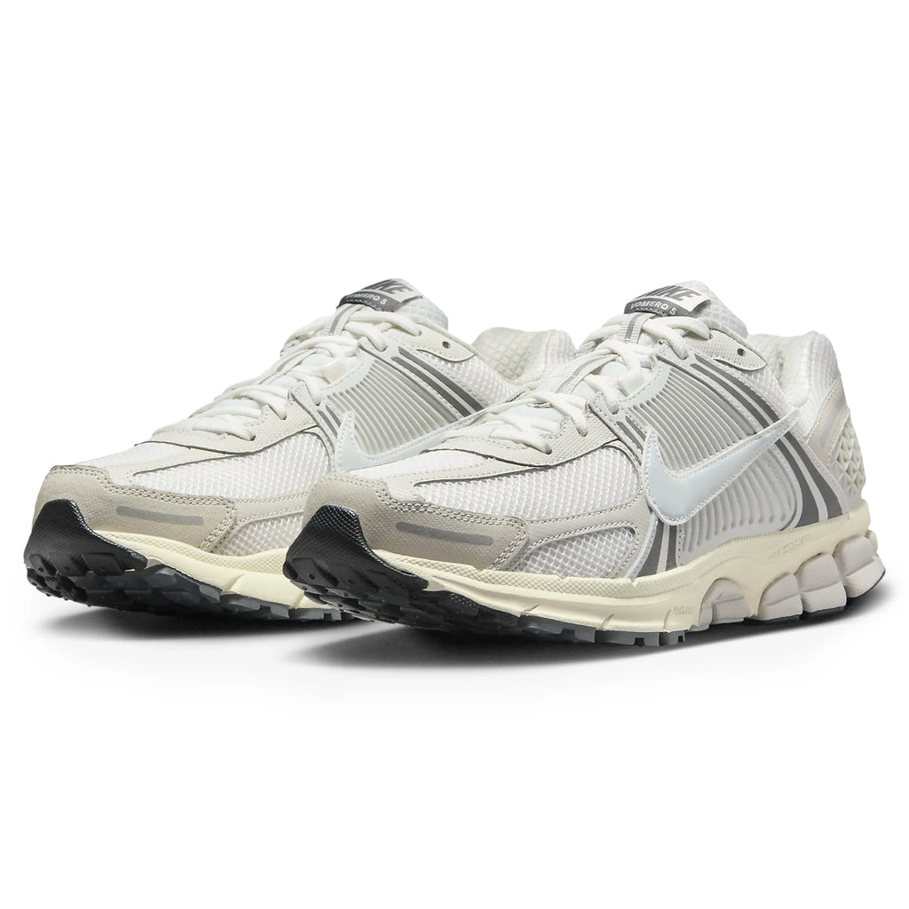 Air Zoom Vomero 5 Platinum Tint