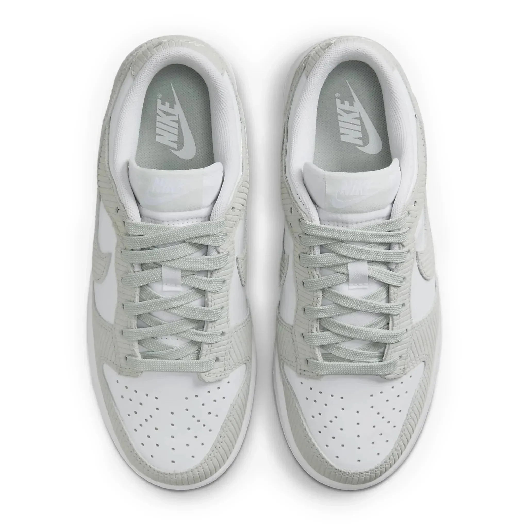 Dunk Low Light Silver Corduroy (W)