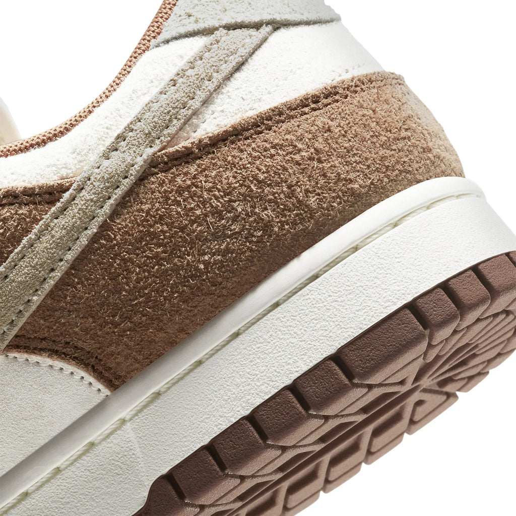 Dunk Low Medium Curry
