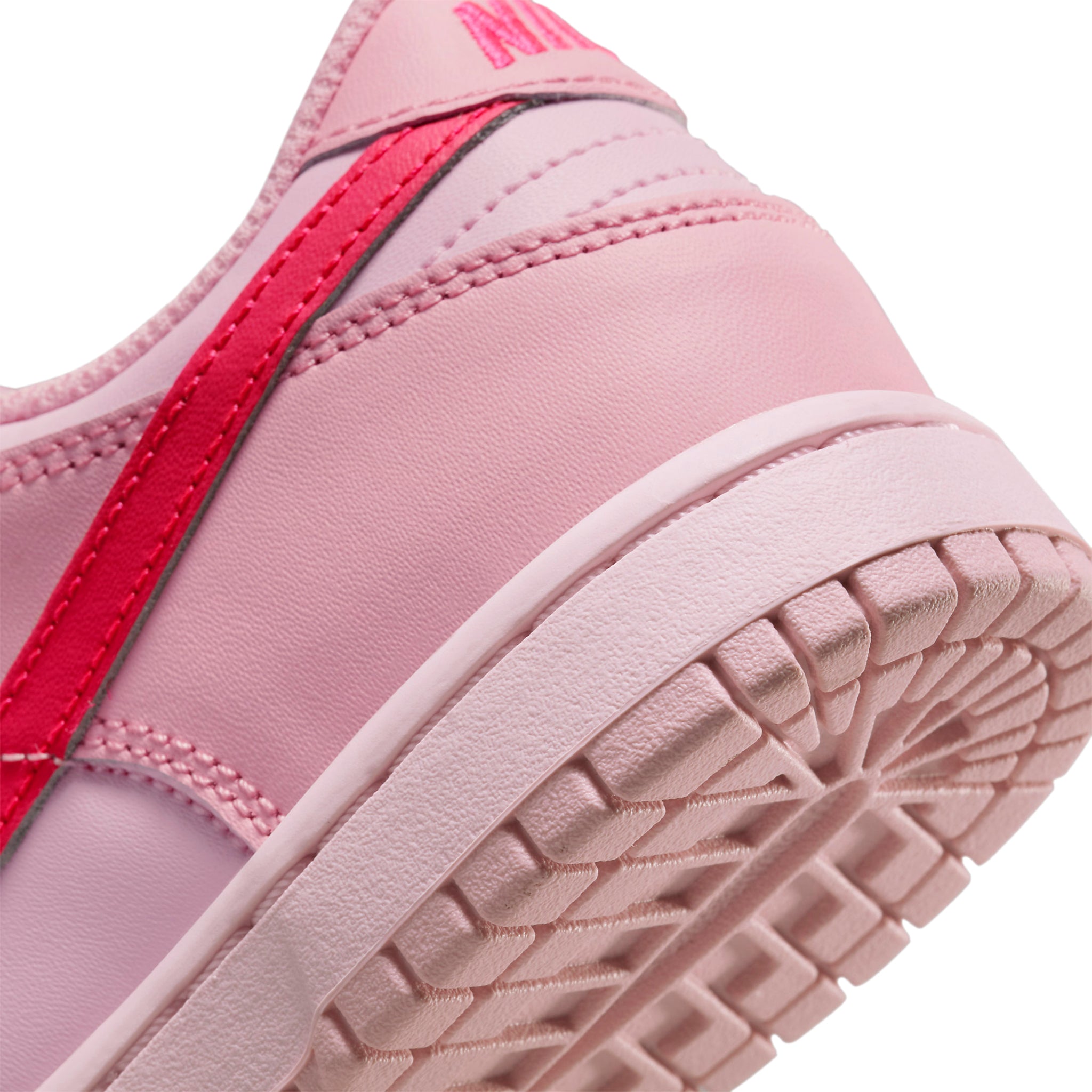Dunk Low Triple Pink (PS)
