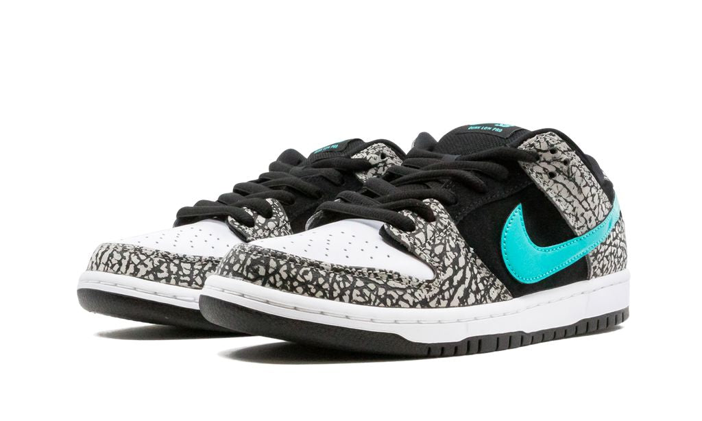SB Dunk Low Atmos Elephant