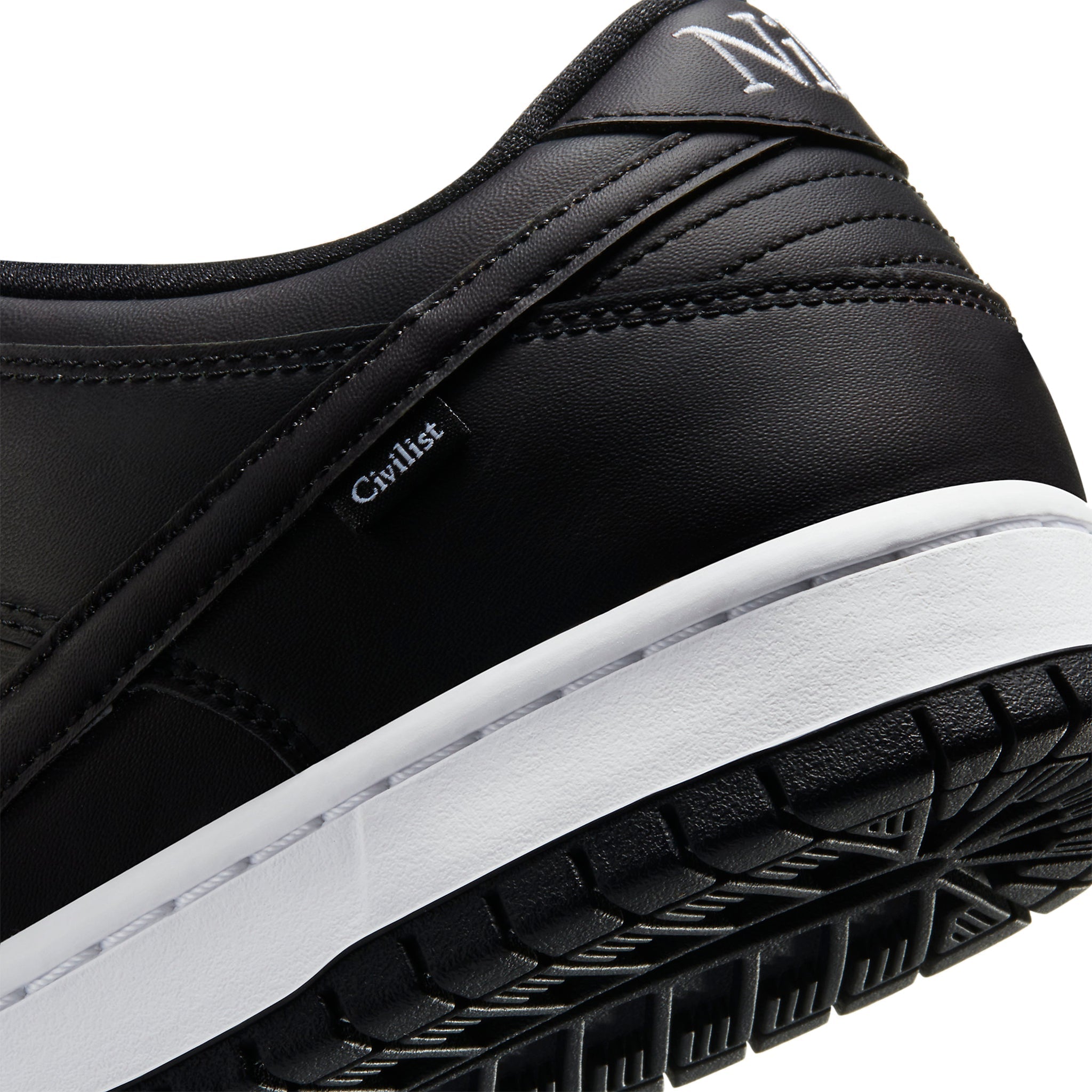 SB Dunk Low Civilist