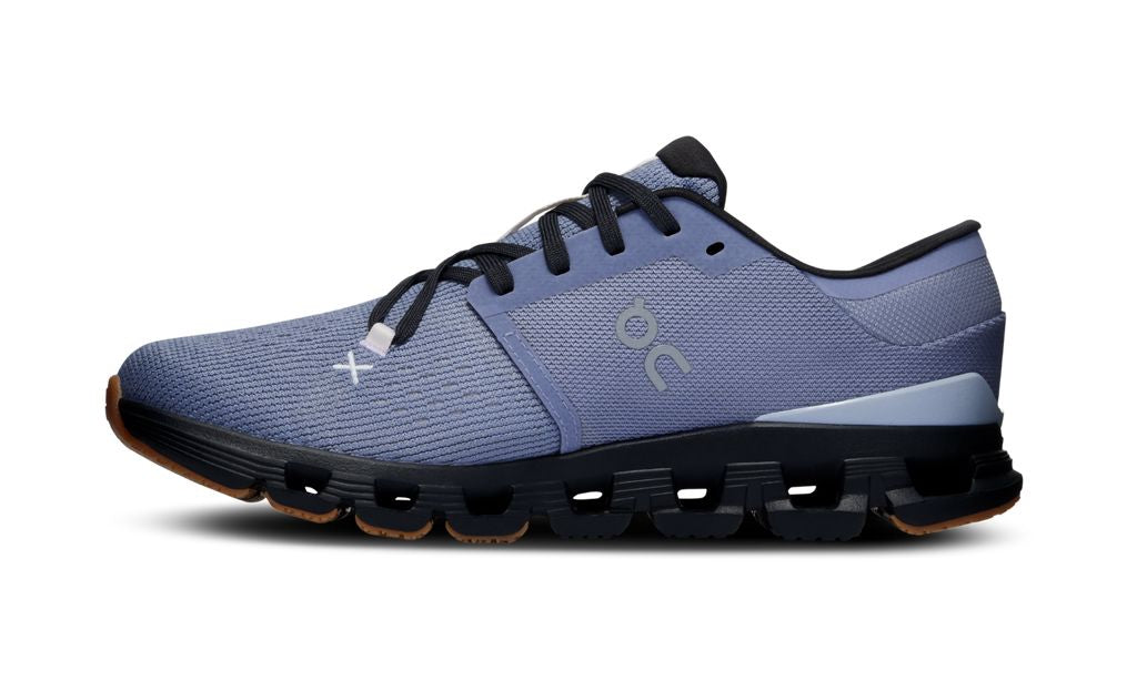 Cloud 4 Feather Black